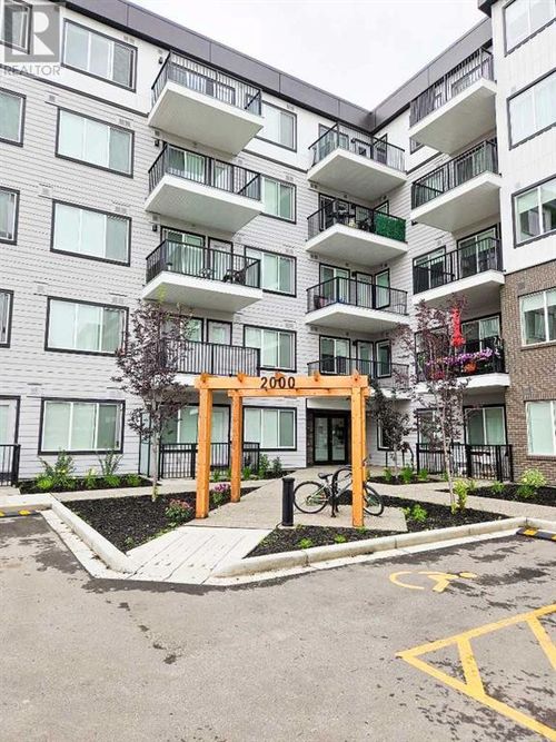 111 Wolf Creek Dr Se, Calgary, AB, T2X4Z2 | Card Image