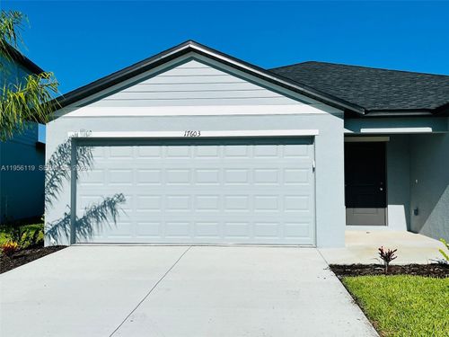 17603-17603 Paradiso Way, North Fort Myers, FL, 33917-2252 | Card Image