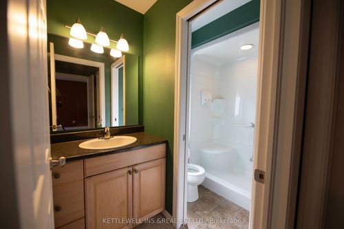 163 Maitland St, Strathroy, ON, N7G0A2 | Card Image