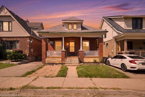 104 Mary St, Brantford, ON, N3S3B7 | Card Image
