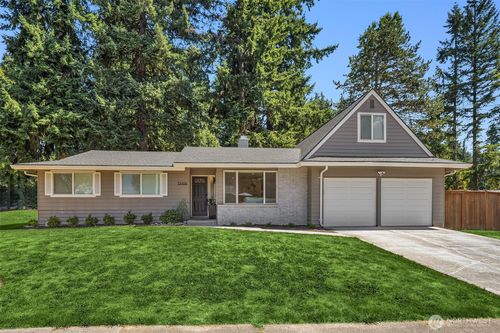 15406 119th Avenue Ne, Bothell, WA, 98011 | Card Image