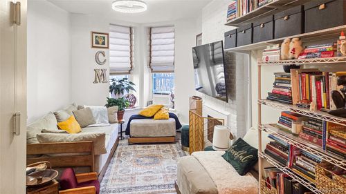 200b-200 Hull St, Brooklyn, NY, 11233-2934 | Card Image