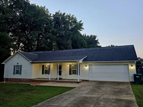 124 Penny Ln, Jackson, TN, 38301-7625 | Card Image