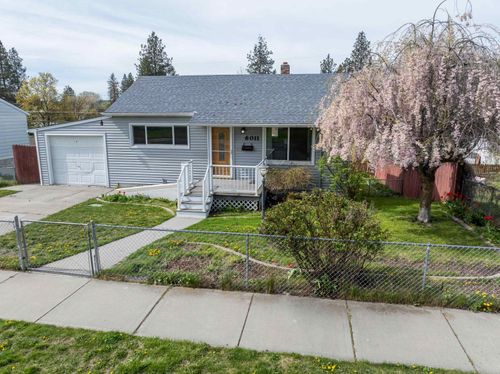 6011 N Forest Blvd, Spokane, WA, 99205-7501 | Card Image