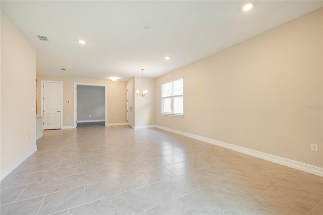 376 Ibiza Loop, House other with 2 bedrooms, 2 bathrooms and null parking in VENICE FL | Image 11