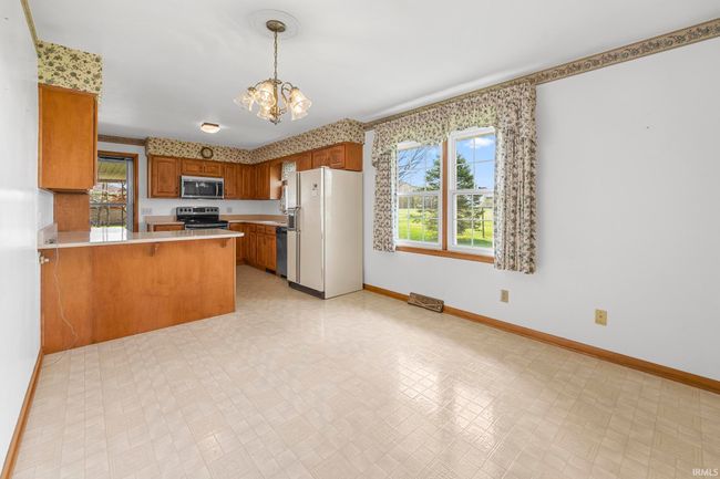 1489 W 47 Th St, House other with 3 bedrooms, 2 bathrooms and null parking in Jasper IN | Image 9