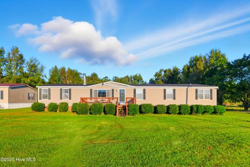 1740 Dobbersville Rd, Mount Olive, NC, 28365-7356 | Card Image