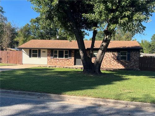 2300 Sycamore Pl, Springdale, AR, 72762-7344 | Card Image