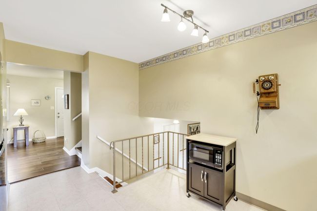 6871 Ardelle Dr, House other with 3 bedrooms, 3 bathrooms and null parking in Reynoldsburg OH | Image 23