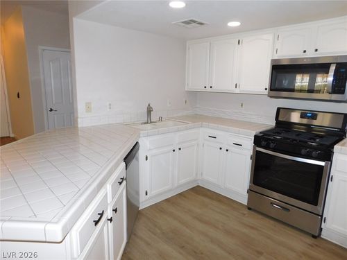 unit-115-8301 Boseck Dr, Las Vegas, NV, 89145-4555 | Card Image