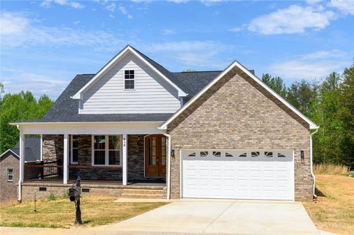 416 Whitmore St Se, Lenoir, NC, 28645-9270 | Card Image
