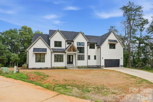 301 Spanish Oak Ln, Gastonia, NC, 28056-6714 | Card Image
