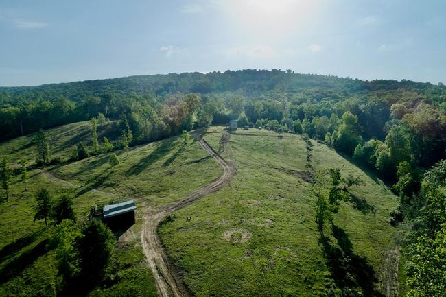40.46AC Barker Cove Loop, Home with 1 bedrooms, 1 bathrooms and null parking in Palmer TN | Image 53