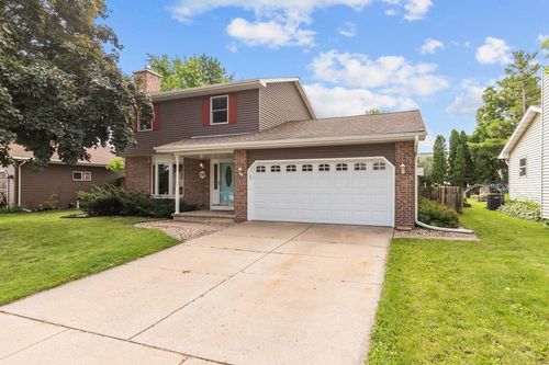 2261 Allerton Drive, Oshkosh, WI, 54904 | Card Image