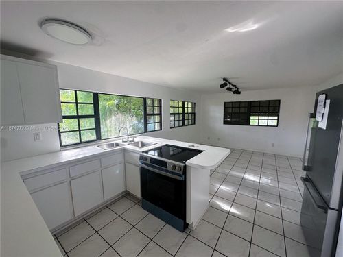 back-1321 Sw 14th Ave, Miami, FL, 33145-1539 | Card Image