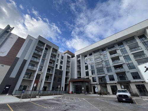 222-490 Gordon Krantz Ave, Milton, ON, L9E1Z5 | Card Image