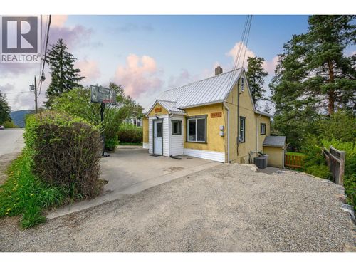 3620 Rosedale Avenue, Armstrong, BC, V0E1B2 | Card Image