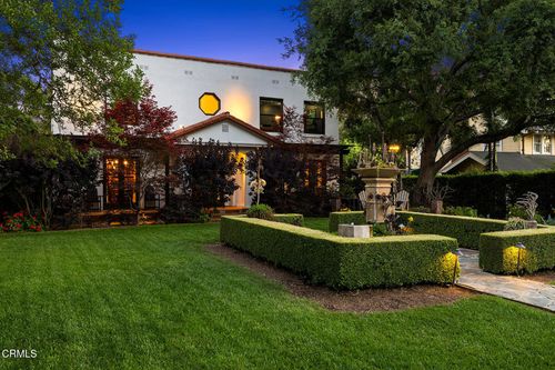 1052 New York Dr, Altadena, CA, 91001-3118 | Card Image