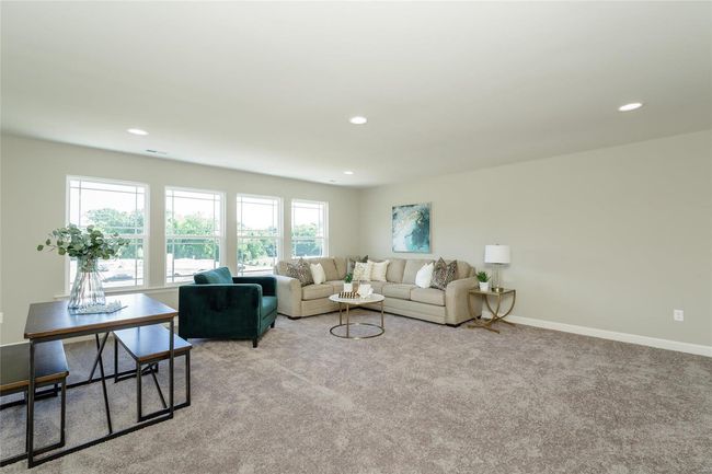 Photo representation of a similar home. Some features shown may be optional. | Image 11