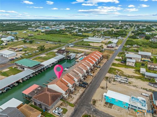 464 15th Street, Port O'Connor, TX, 77982 | Card Image