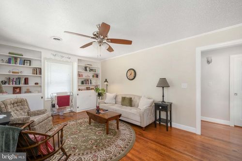 120 Mclaws St E, FREDERICKSBURG, VA, 22408-3924 | Card Image