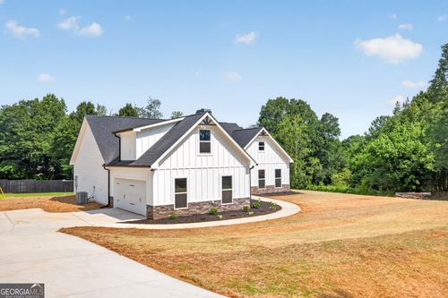 998 Hancock Bridge Rd, winder, GA, 30680-3154 | Card Image