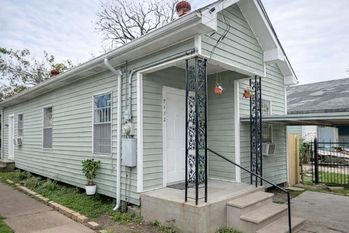 7142 Avenue K, Houston, TX, 77011-2720 | Card Image