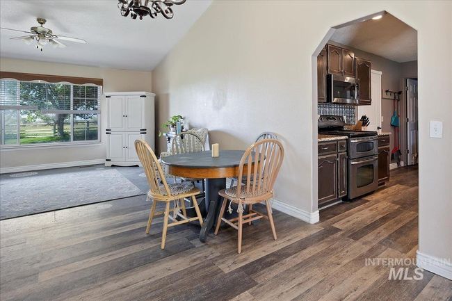 2123 E 3970 N, House other with 4 bedrooms, 3 bathrooms and 2 parking in Filer ID | Image 8