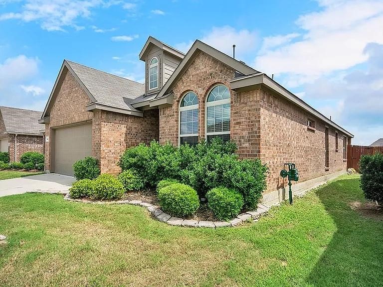 Residential Lease in Little Elm 2