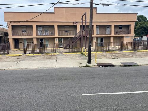 8001 D Downman Rd, New Orleans, LA, 70126-1245 | Card Image