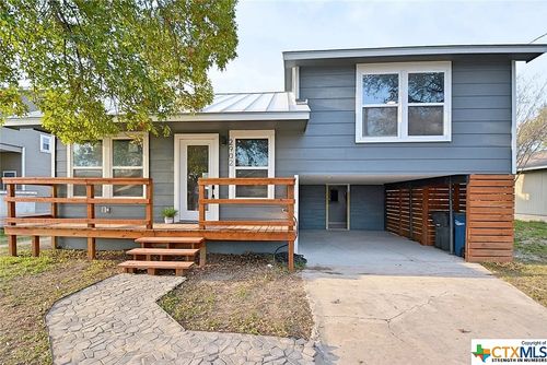 2902 Katy St, New Braunfels, TX, 78130-6925 | Card Image