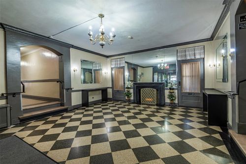 apt-d4-7234 Austin St, Forest Hills, NY, 11375-5356 | Card Image