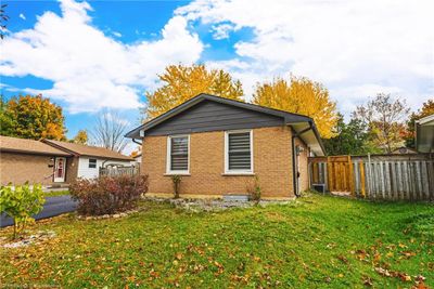 146 Gordon Drummond Ave, House other with 5 bedrooms, 2 bathrooms and 6 parking in Stoney Creek ON | Image 3