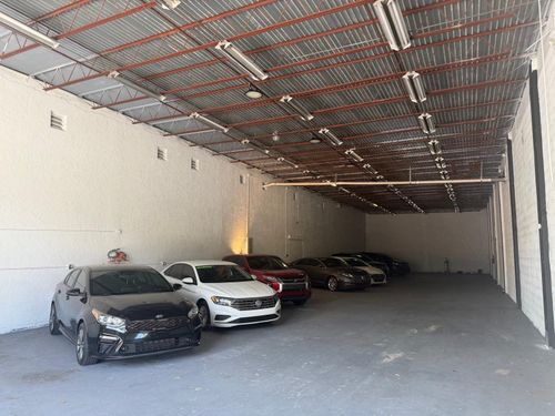 bay1-800 N State Rd 7, Plantation, FL, 33317 | Card Image