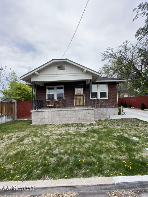 125 Malone Ln, Reno, NV, 89502-2460 | Card Image