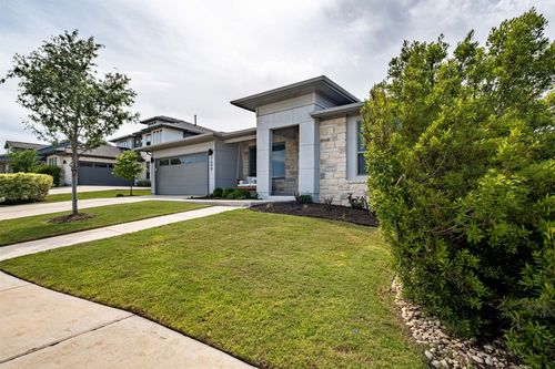7600 Hillock Ter, Austin, TX, 78744-1517 | Card Image