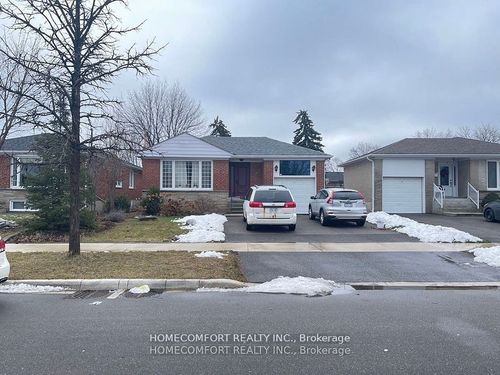 27 Dittmer Cres, Etobicoke, ON, M9W4P7 | Card Image