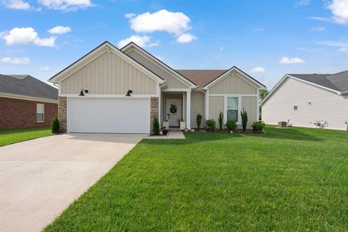 2824 Brahman Cir, Bowling Green, KY, 42104-7672 | Card Image