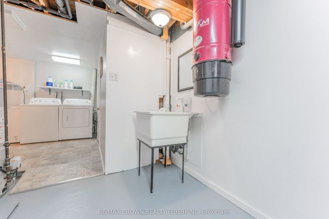 13 Pine Cres, House other with 4 bedrooms, 2 bathrooms and 2 parking in Kapuskasing ON | Image 34