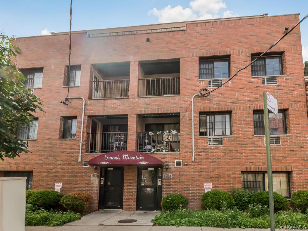 Commercial Sale in New York