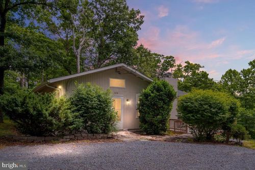 140 Graywolf Trl, WINCHESTER, VA, 22602-1525 | Card Image