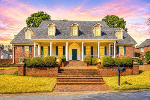 8704 Windrush, Memphis, TN, 38125-8822 | Card Image