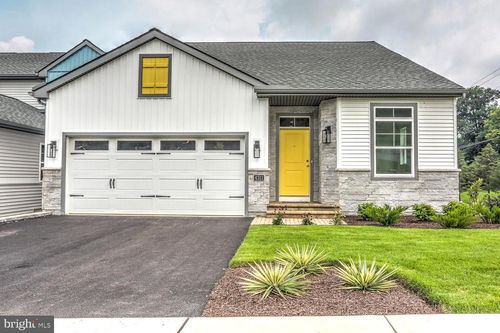 5-4324 Heather Ln, COLUMBIA, PA, 17512-8352 | Card Image