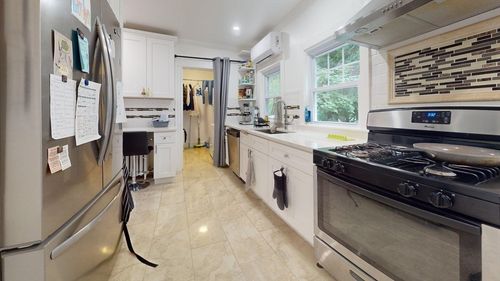 0-1173 Boylston, Newton, MA, 02464 | Card Image