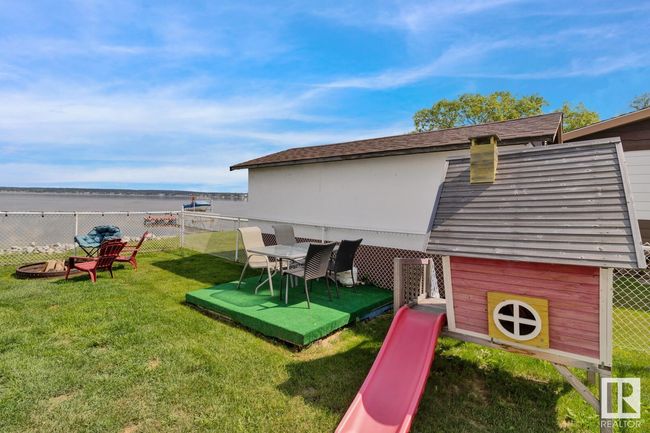 6510 50 Ave, House other with 4 bedrooms, 3 bathrooms and null parking in Alberta Beach AB | Image 46