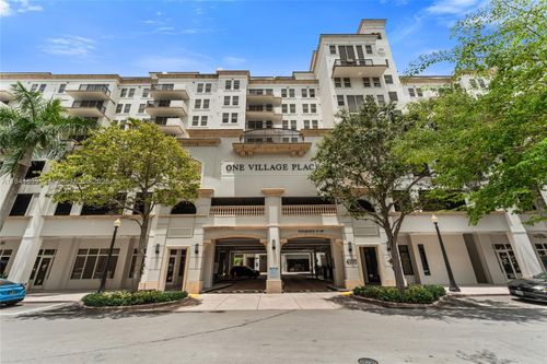 apt-609-4100 Salzedo St, Coral Gables, FL, 33146-1746 | Card Image