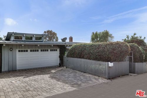 3629 Serra Rd, MALIBU, CA, 90265 | Card Image
