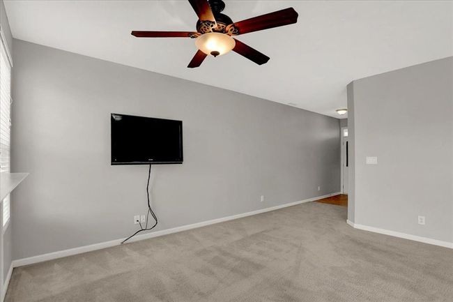 10905 Lemongrass Dr, Condo with 2 bedrooms, 3 bathrooms and null parking in Zionsville IN | Image 7