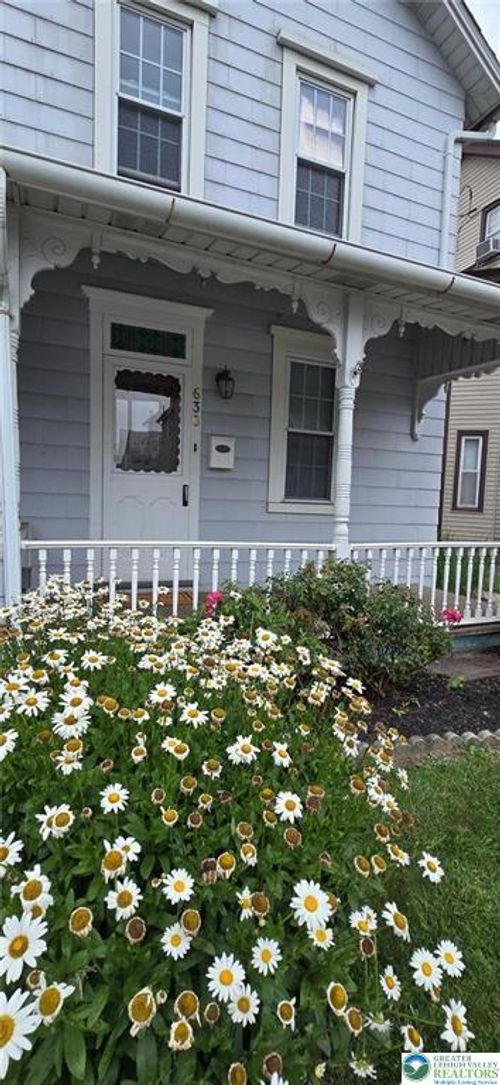 630 Washington Ave, NORTHAMPTON, PA, 18067-1866 | Card Image