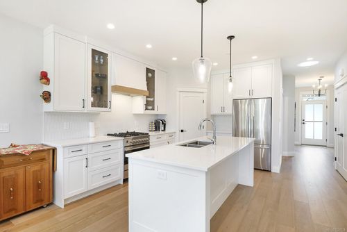 124-1444 Crown Isle Dr, Courtenay, BC, V9N0B8 | Card Image